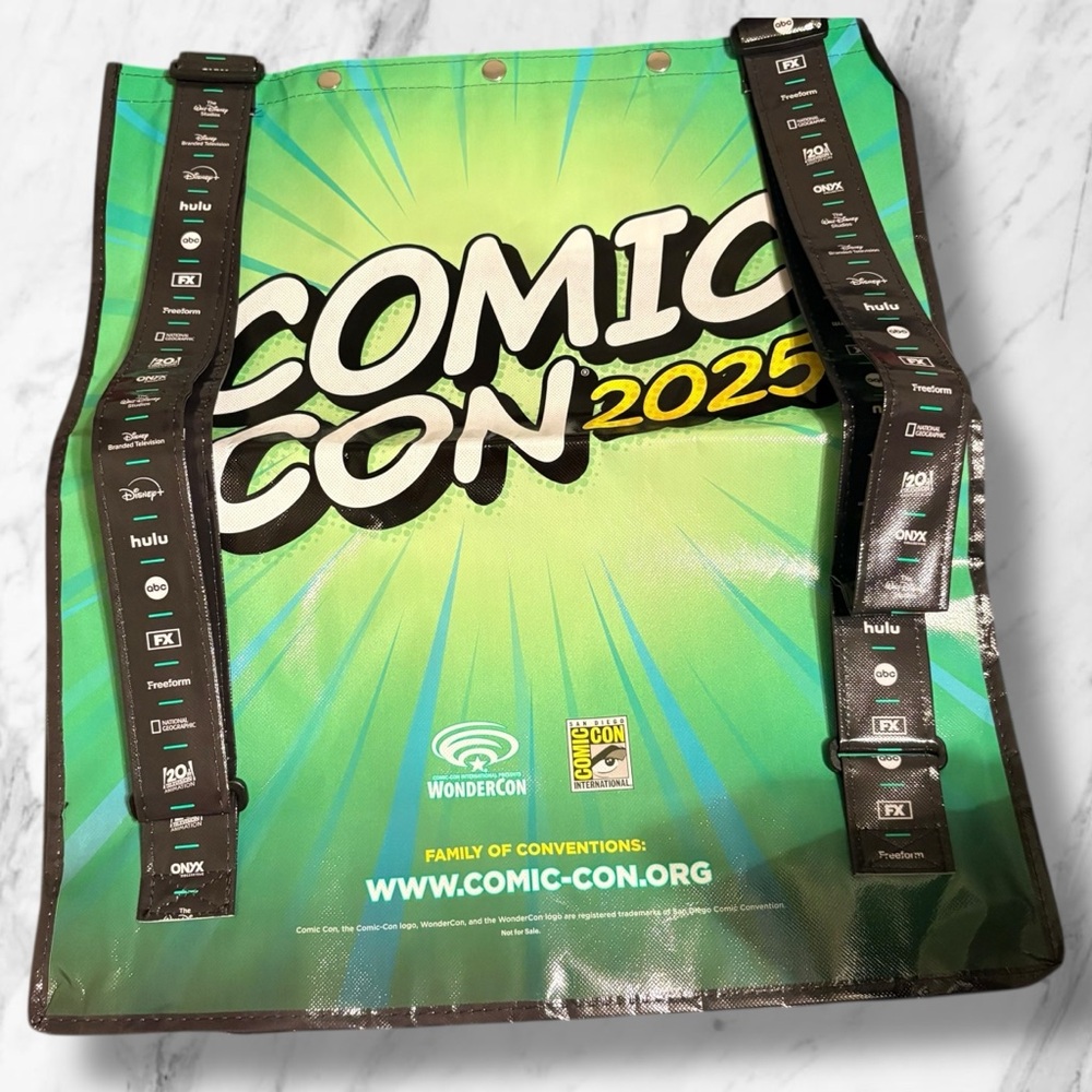 King of the Hill Tote Bag Oversized San Diego Comic-Con Souvenir Collectible - Picture 2 of 4
